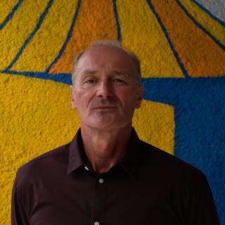 riaditeľ školy gymnázium pb - pavel mikuláš